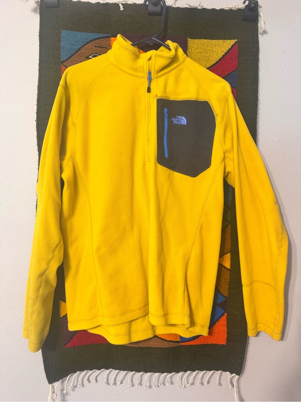 The North Face Men’s Pullover, medium